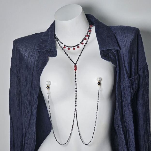 Black Chain Ruby Charm