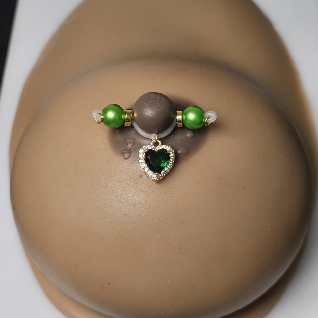 Green crystal + green gemstone