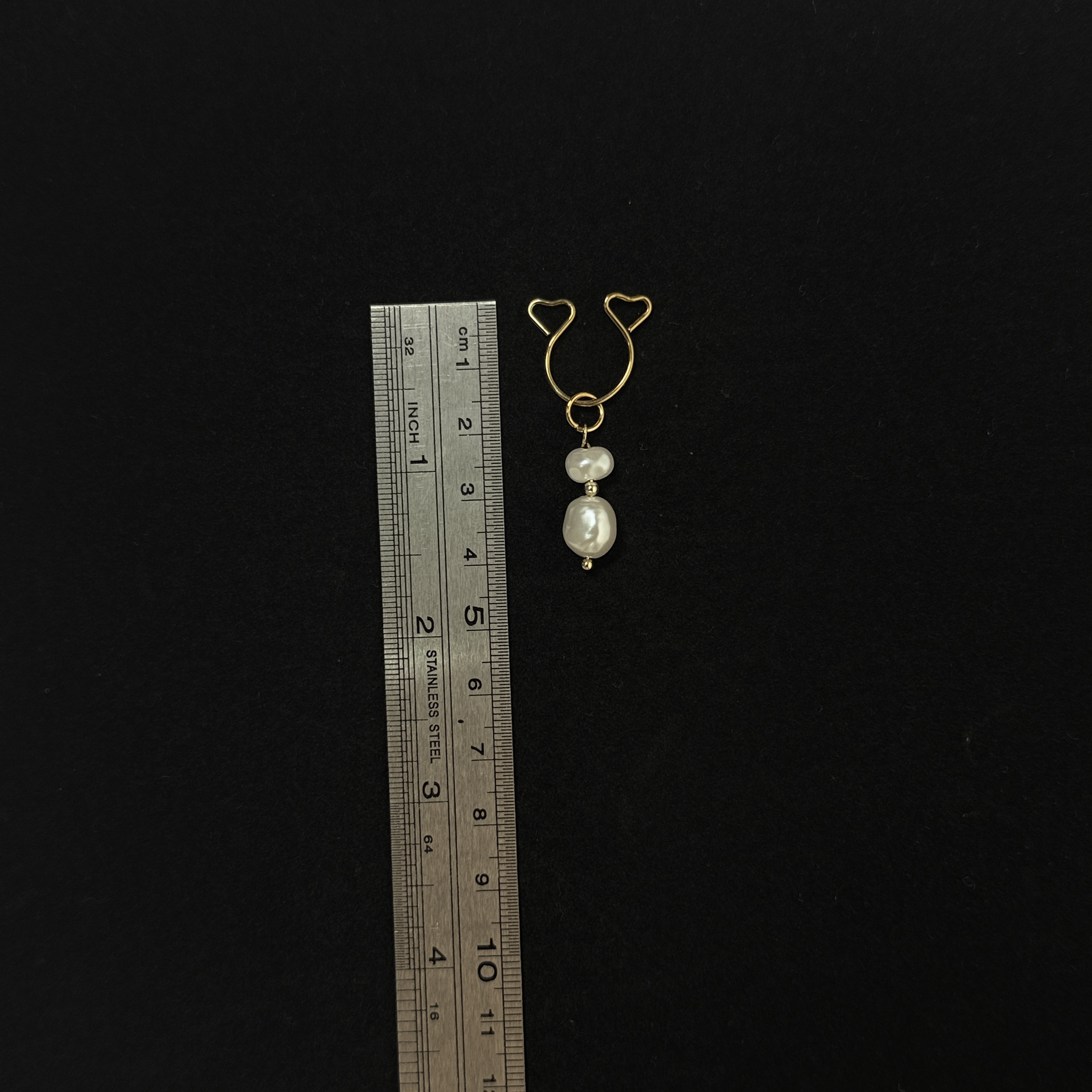 Freely adjustable nipple clamps