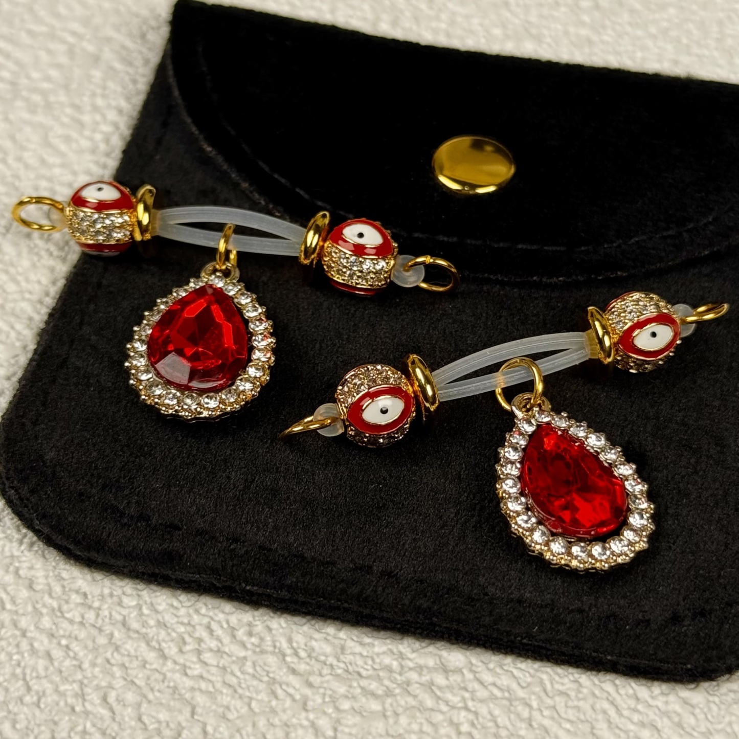 Body Mark Chest Chain Set