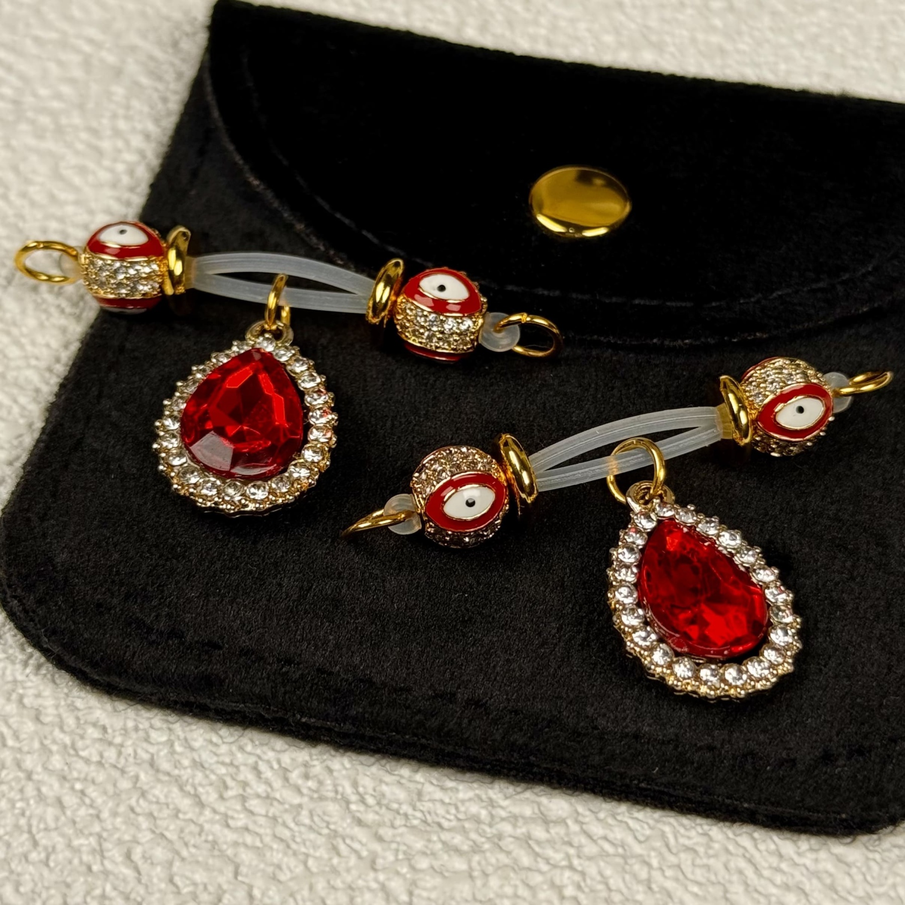 Body Mark Chest Chain Set