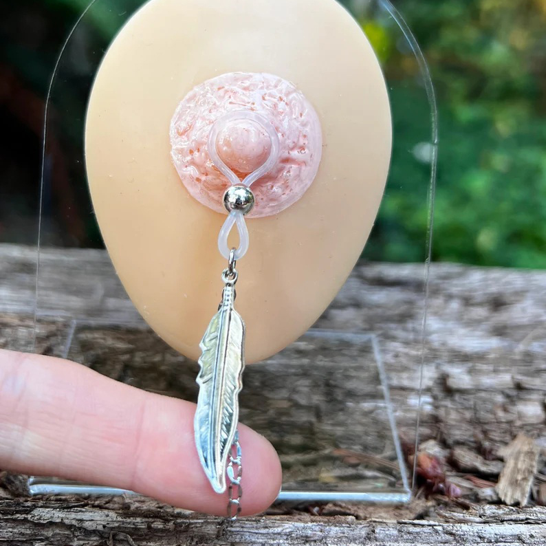 Silver Feather Pendant Nipple Ring