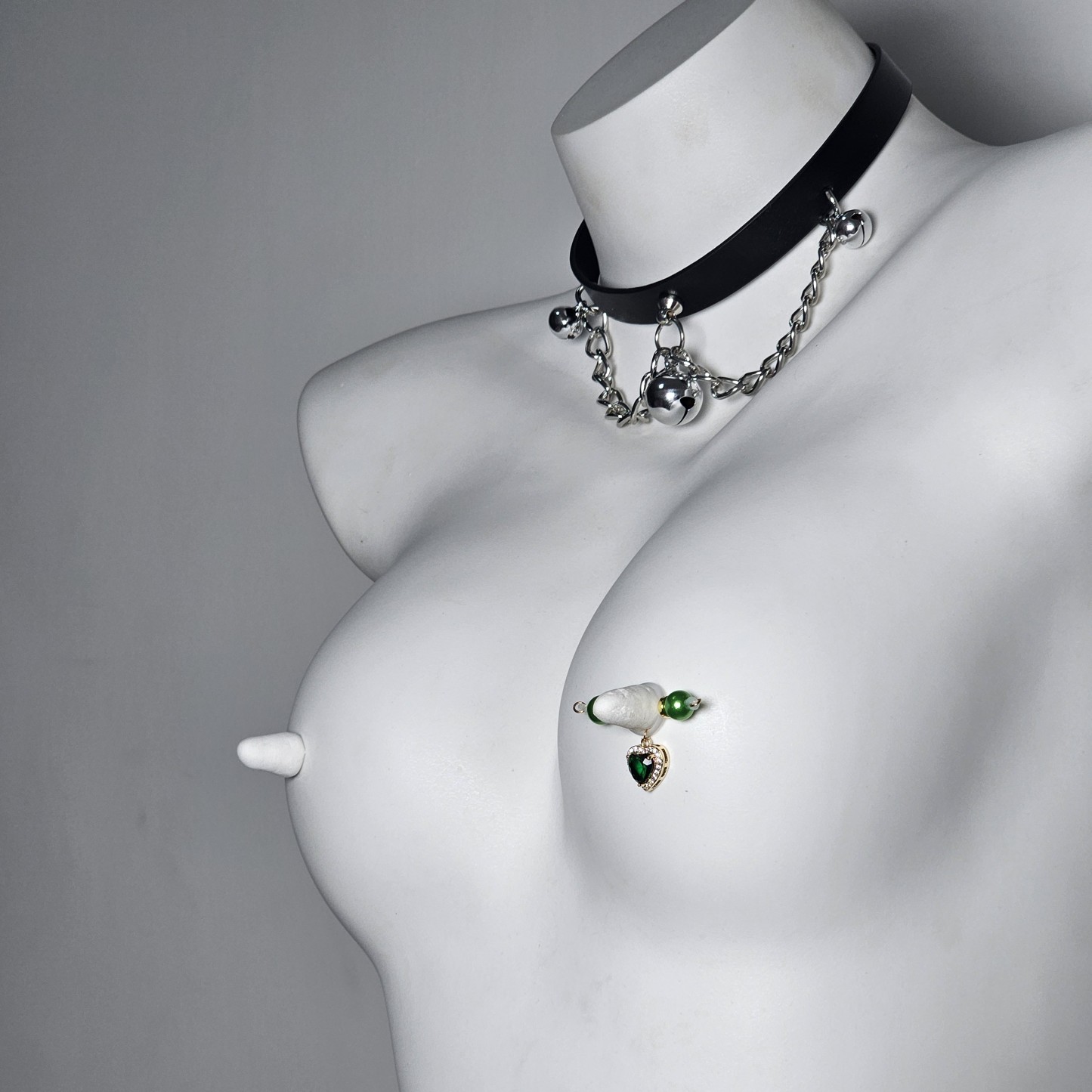 Green crystal + green gemstone