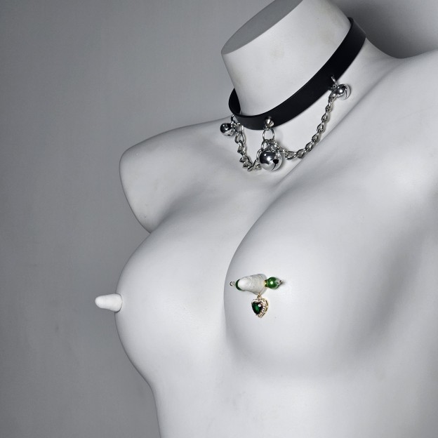 Green crystal + green gemstone