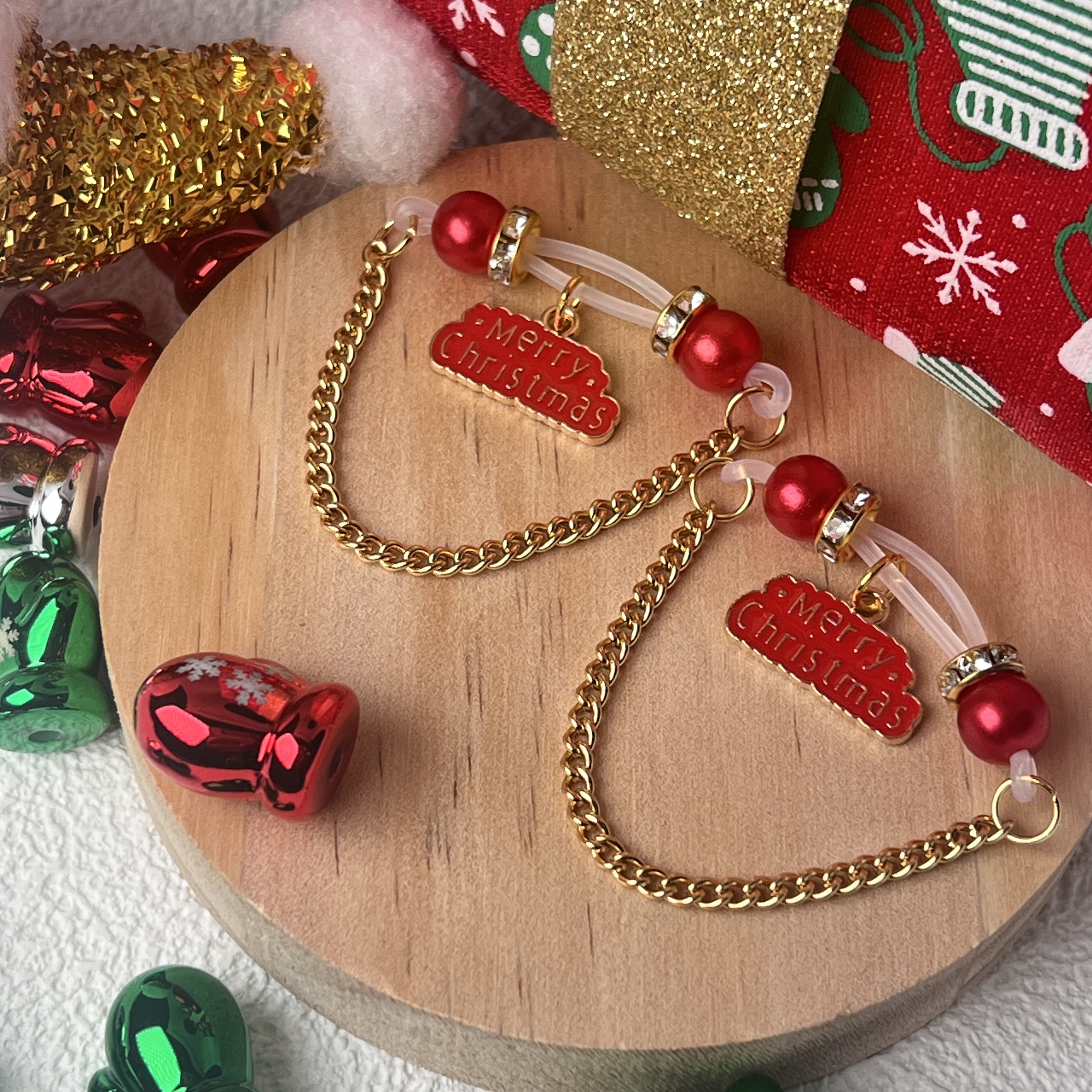 Noble Ruby Emblem Clips