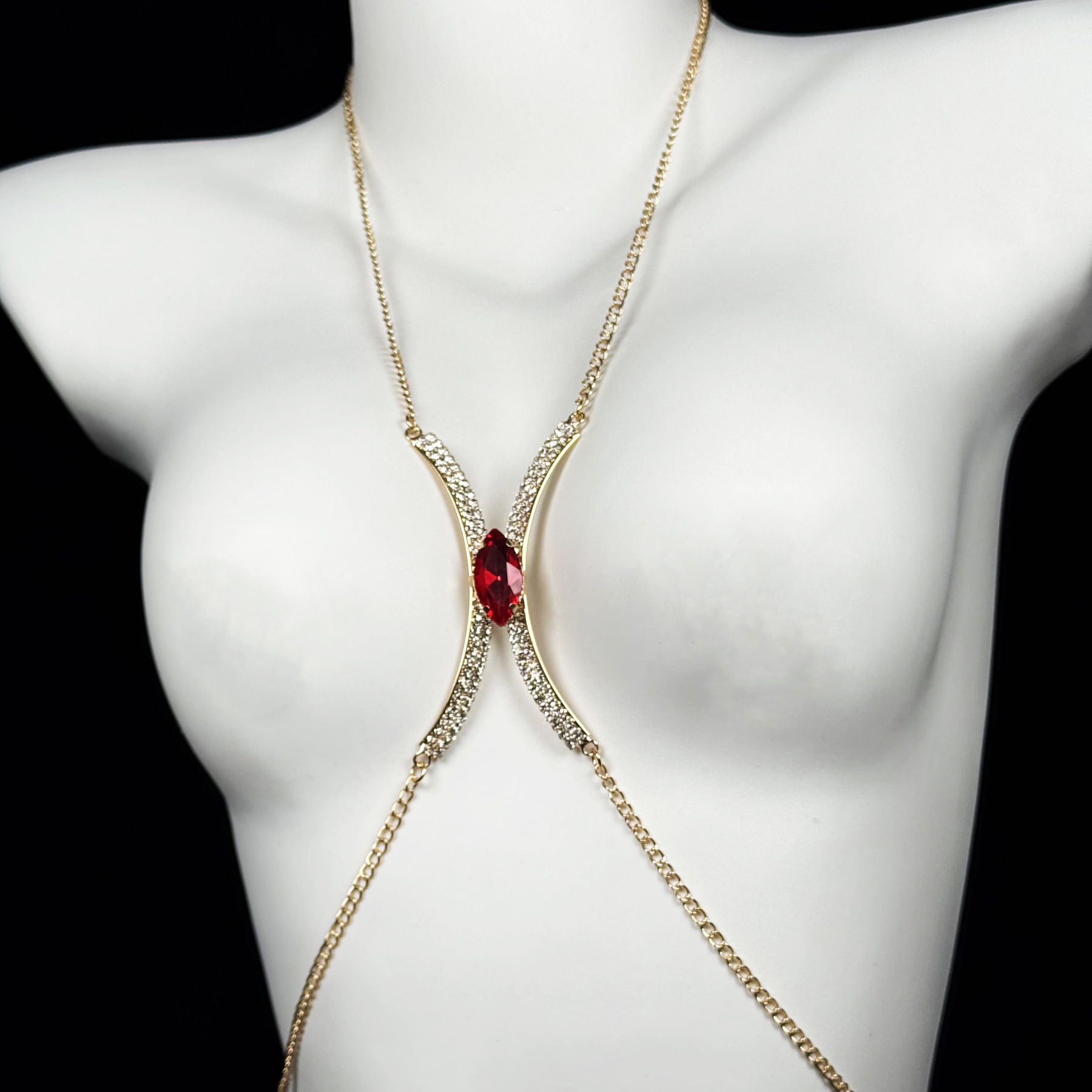 Body Mark Chest Chain Set