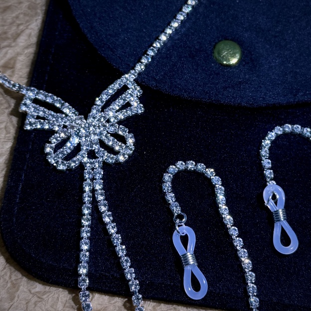 Crystal butterfly nipple chain