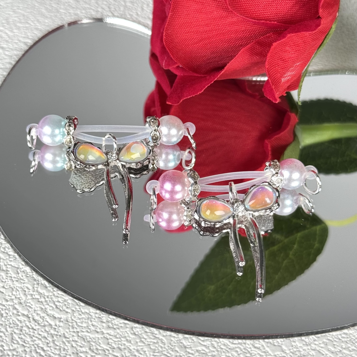 Ribbon Kiss Nipple Clamps