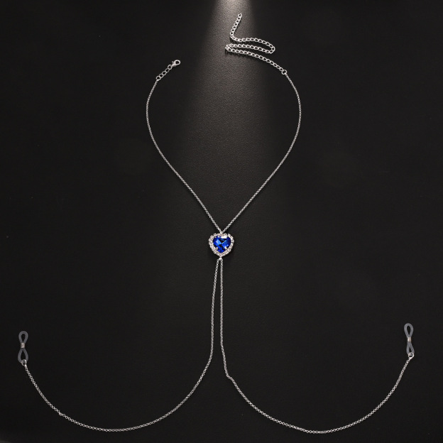 High-end pure heart diamond necklace