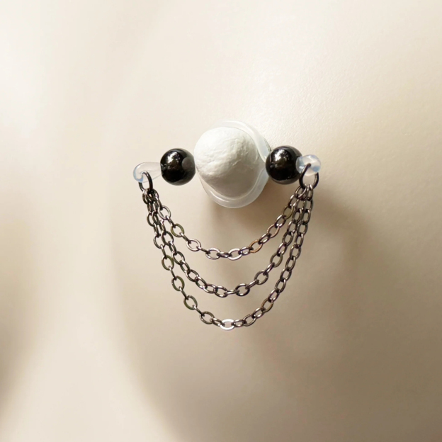 Black barbell nipple ring - triple chain