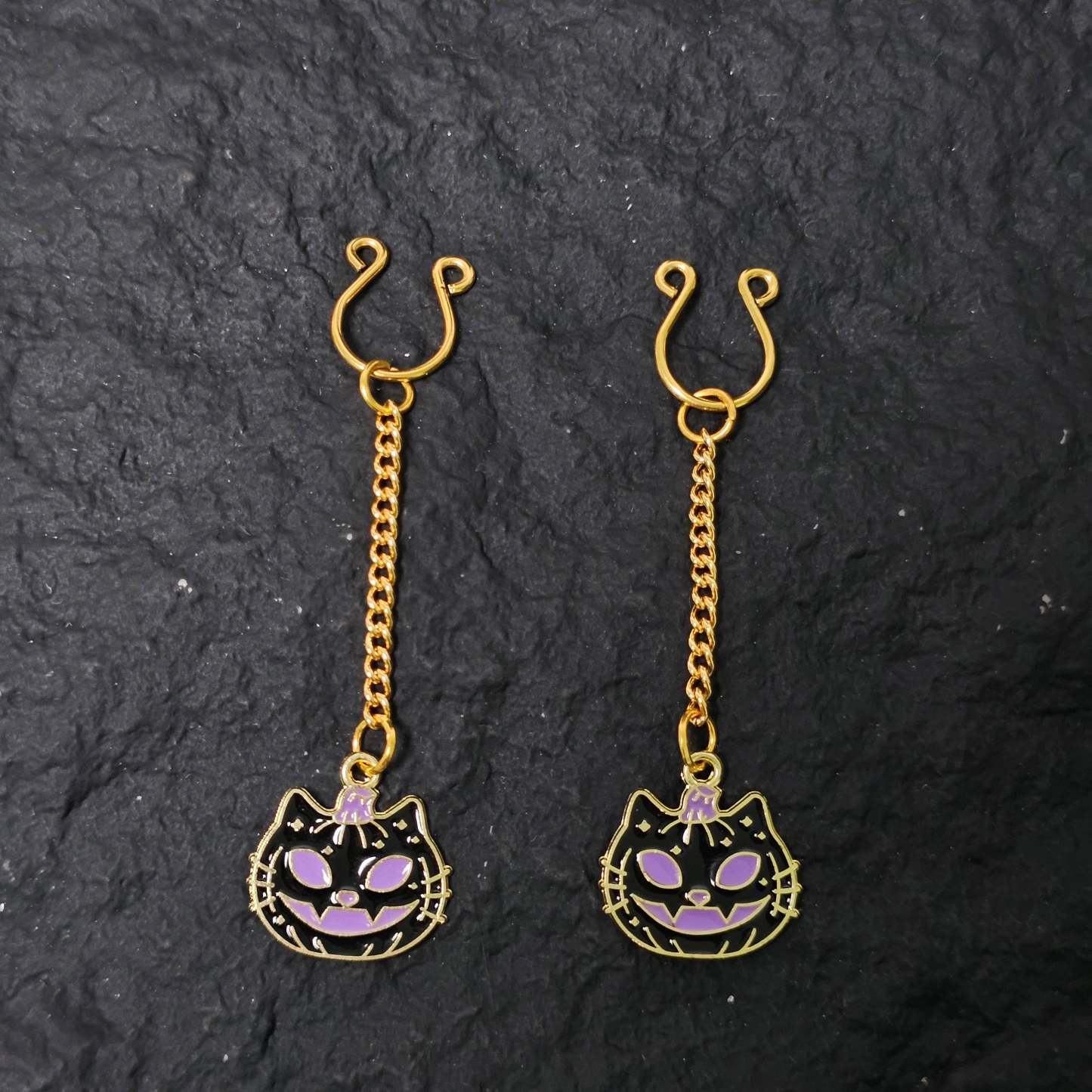 Halloween Chain Cat 🎃
