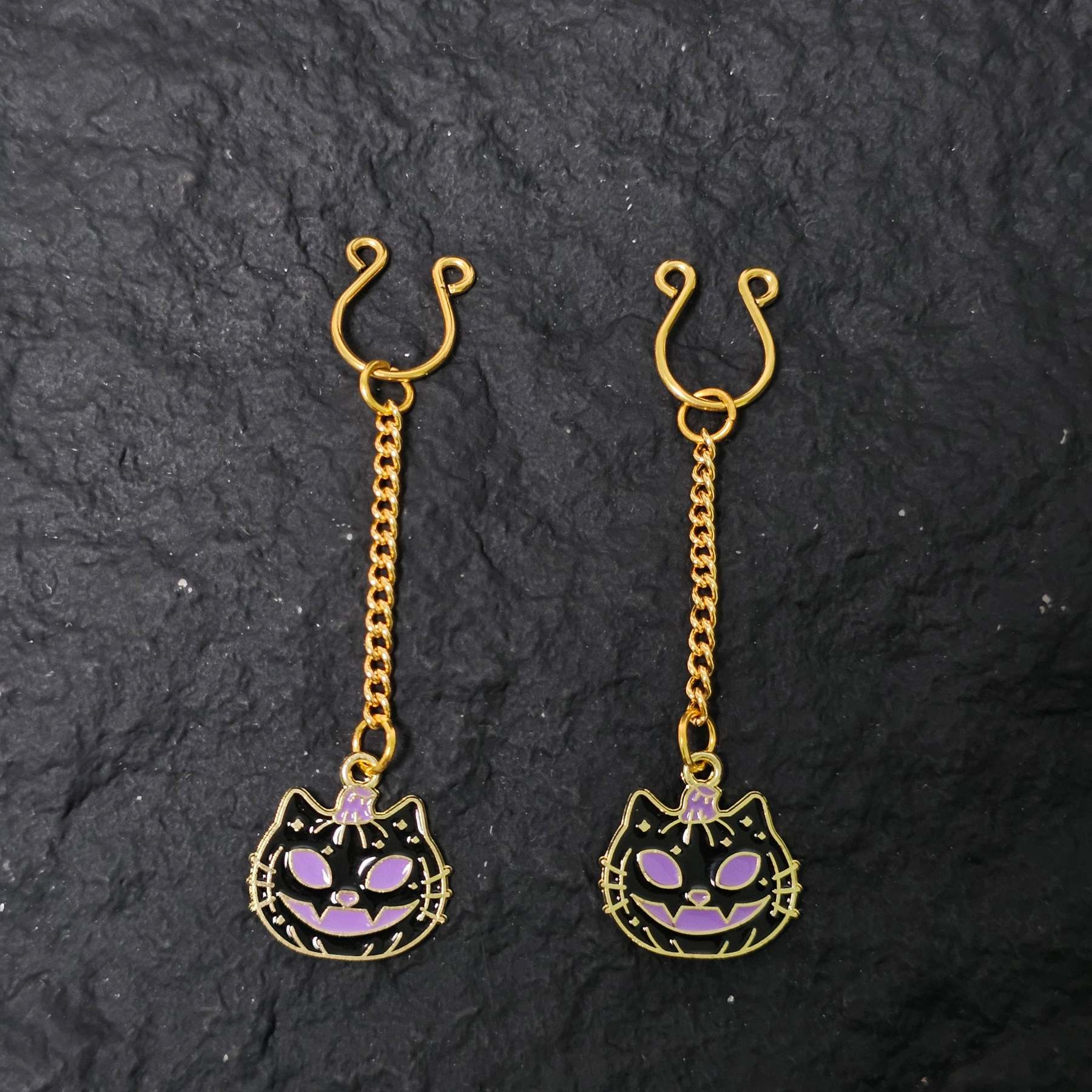 Halloween Chain Cat 🎃