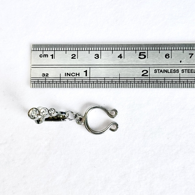 Luna Lucky Horseshoe Navel Clip™