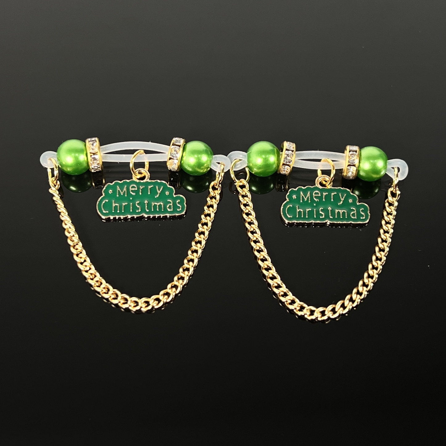 Snowy Evergreen Clips