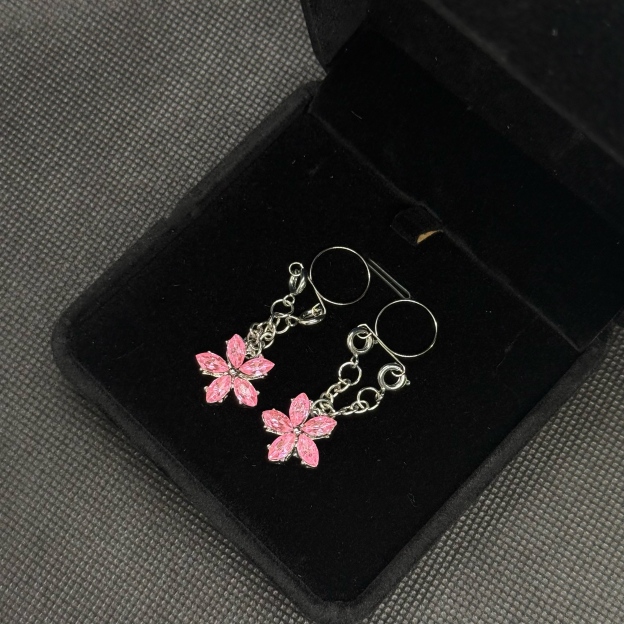 Anti-shedding nipple decoration-sexy cherry