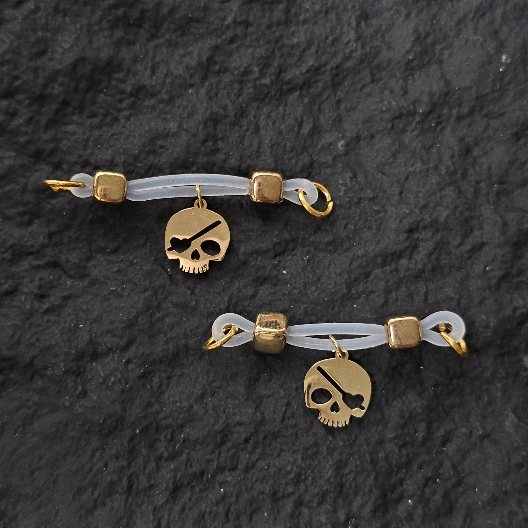 Skull Bar Charm