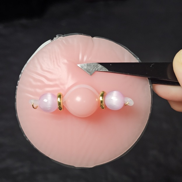 Seduction Spark Crystal Clamps