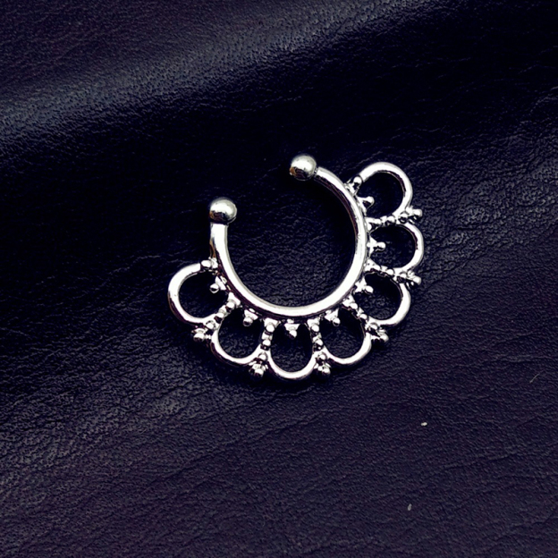 Personalized hollow fake nipple clamp-Thyye