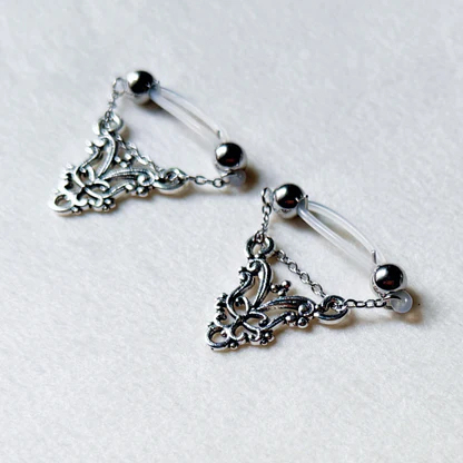 Filigree Mark Chain Clips