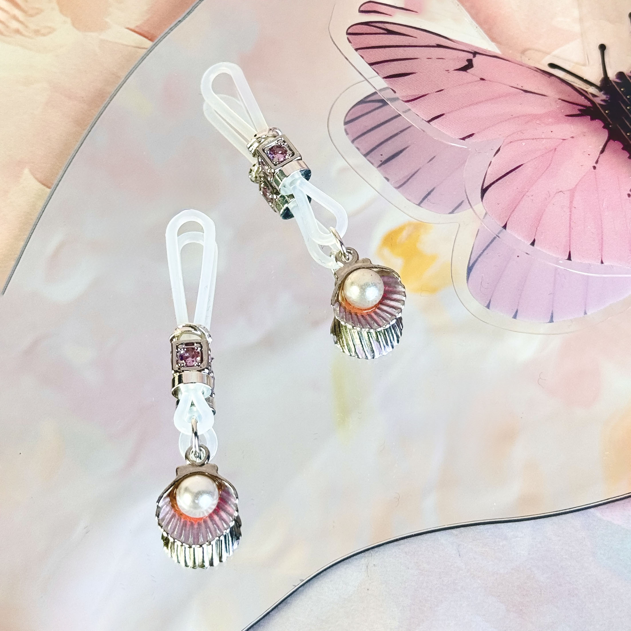 Mother-of-pearl jewelry