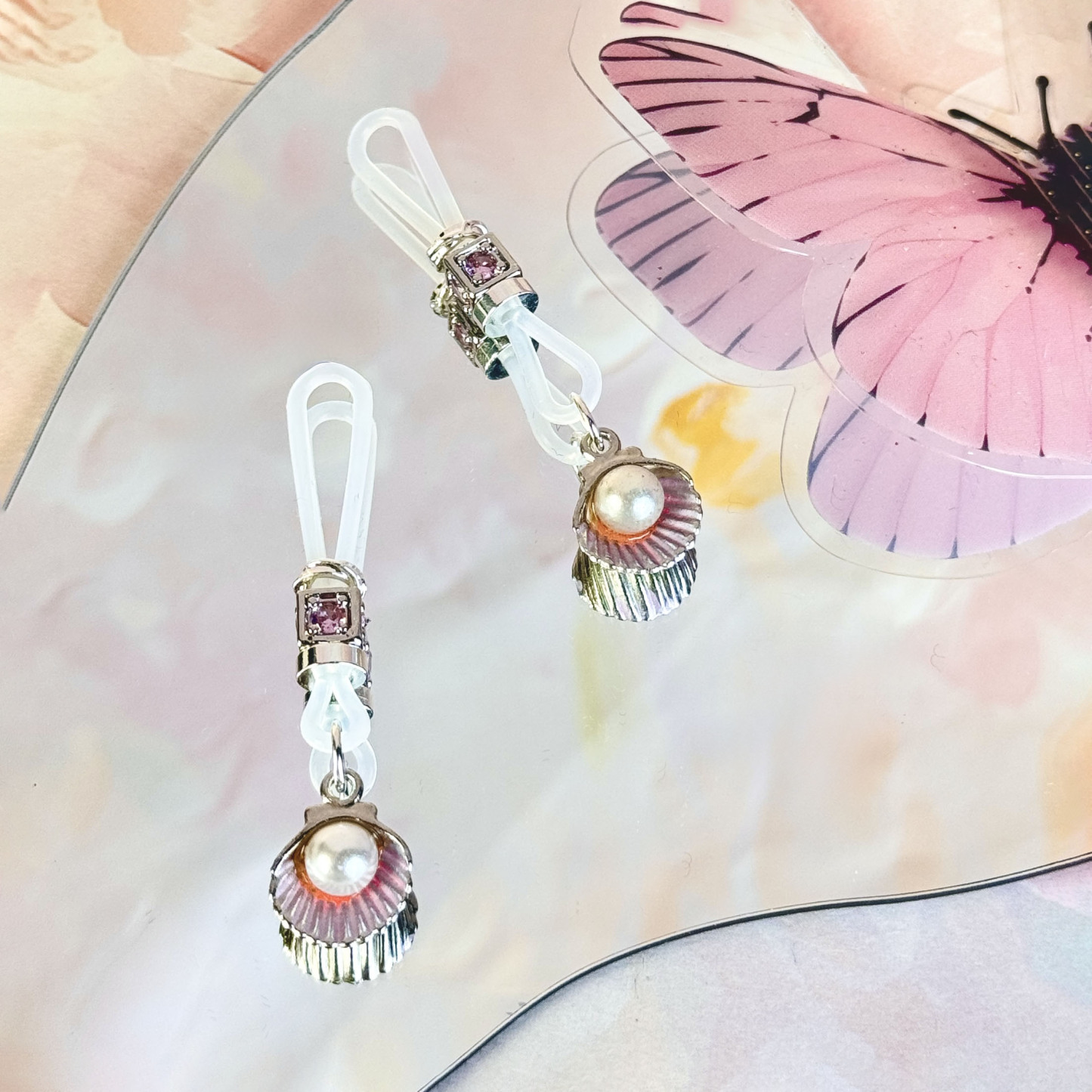 Mother-of-pearl jewelry