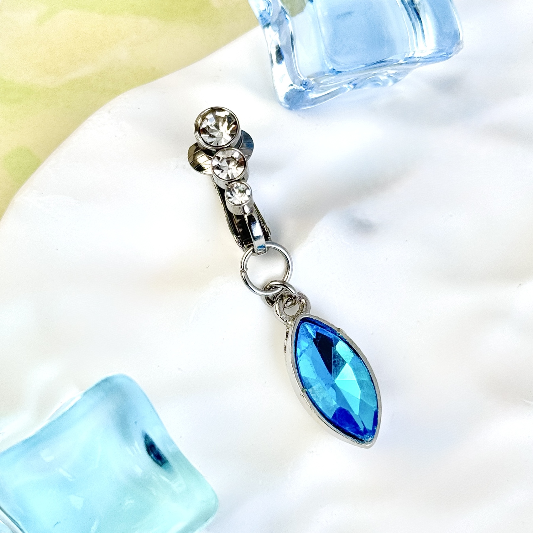 Luna Sapphire Marquise Navel Clip™