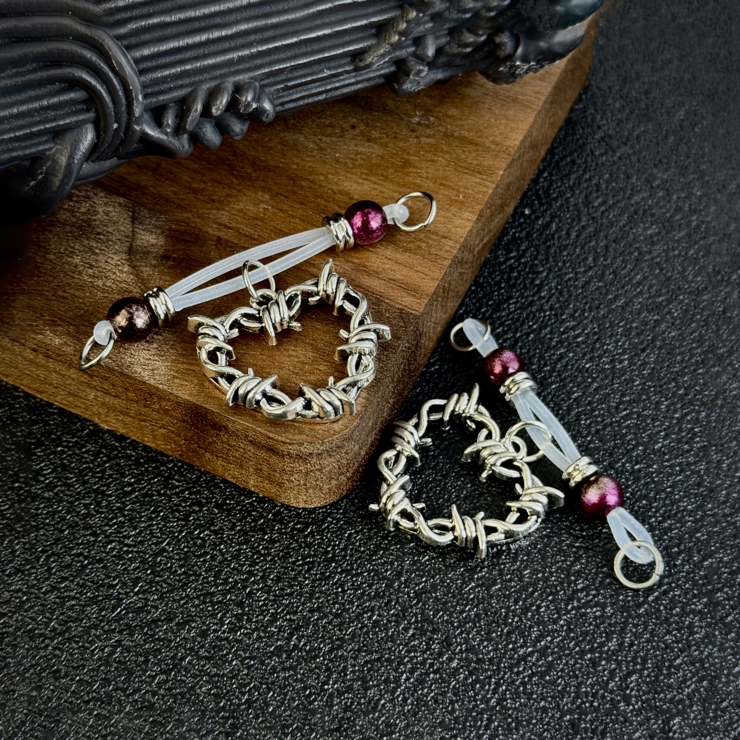 Luna Thorn Heart Clips™