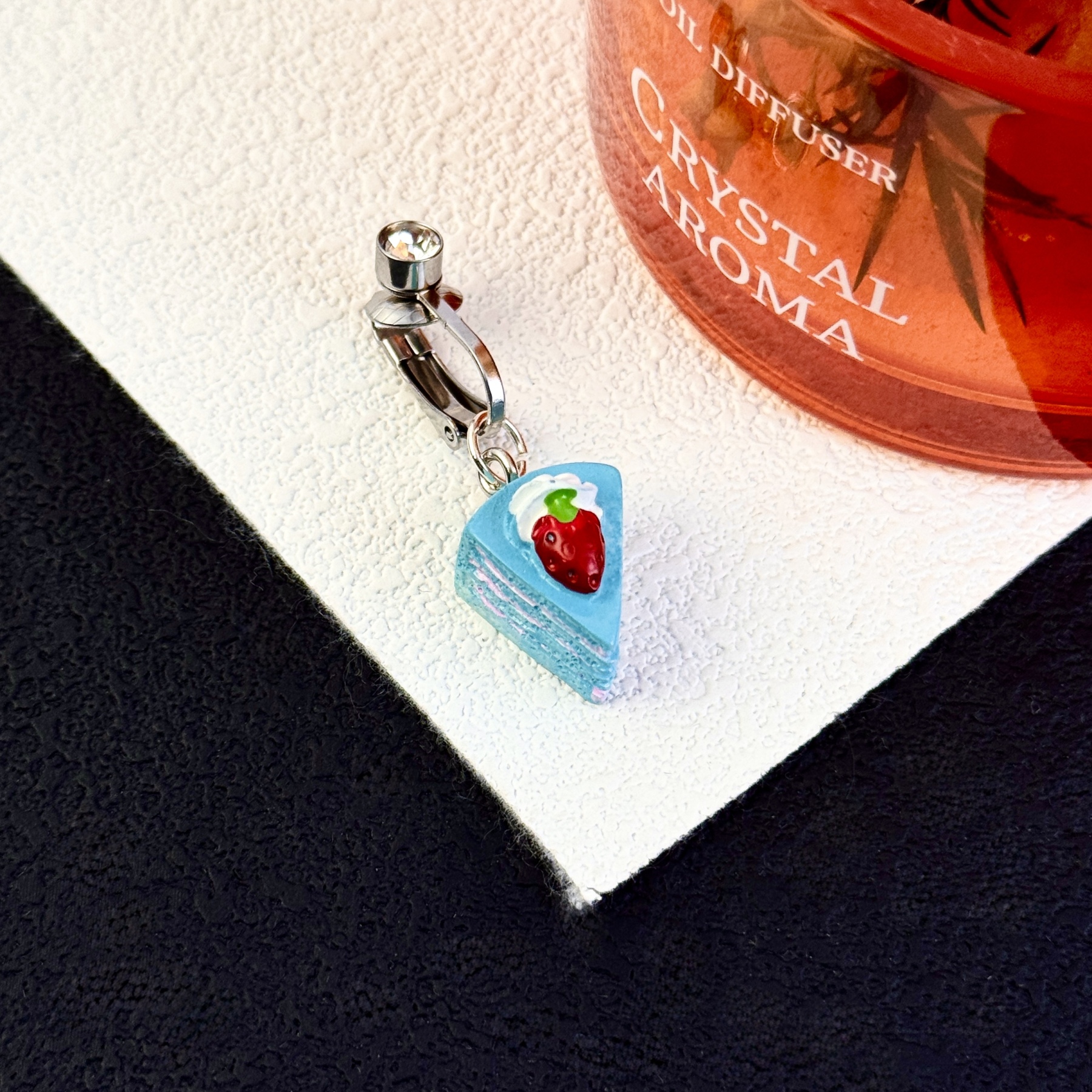 Belly button ring - have a piece of cake!