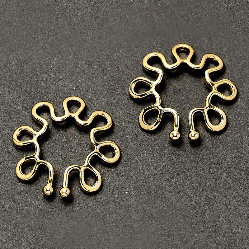 Golden psychedelic flower clip-Thyye