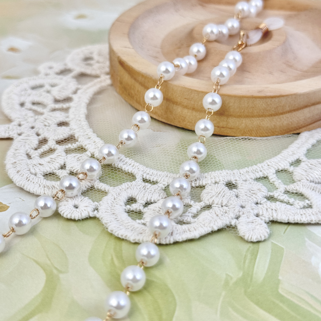 Extended pearl chain