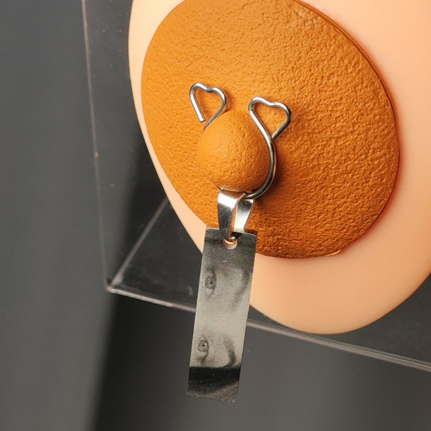 Personalized engraved eye picture nipple clamp-Thyye