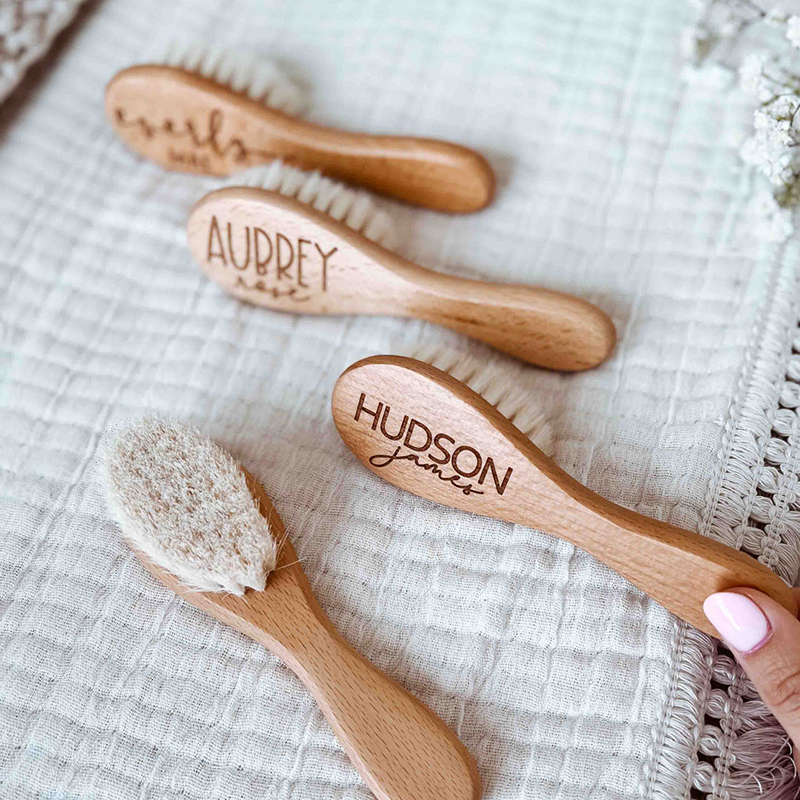 PERSONALIZED WOODEN BABY BRUSH-Thyye