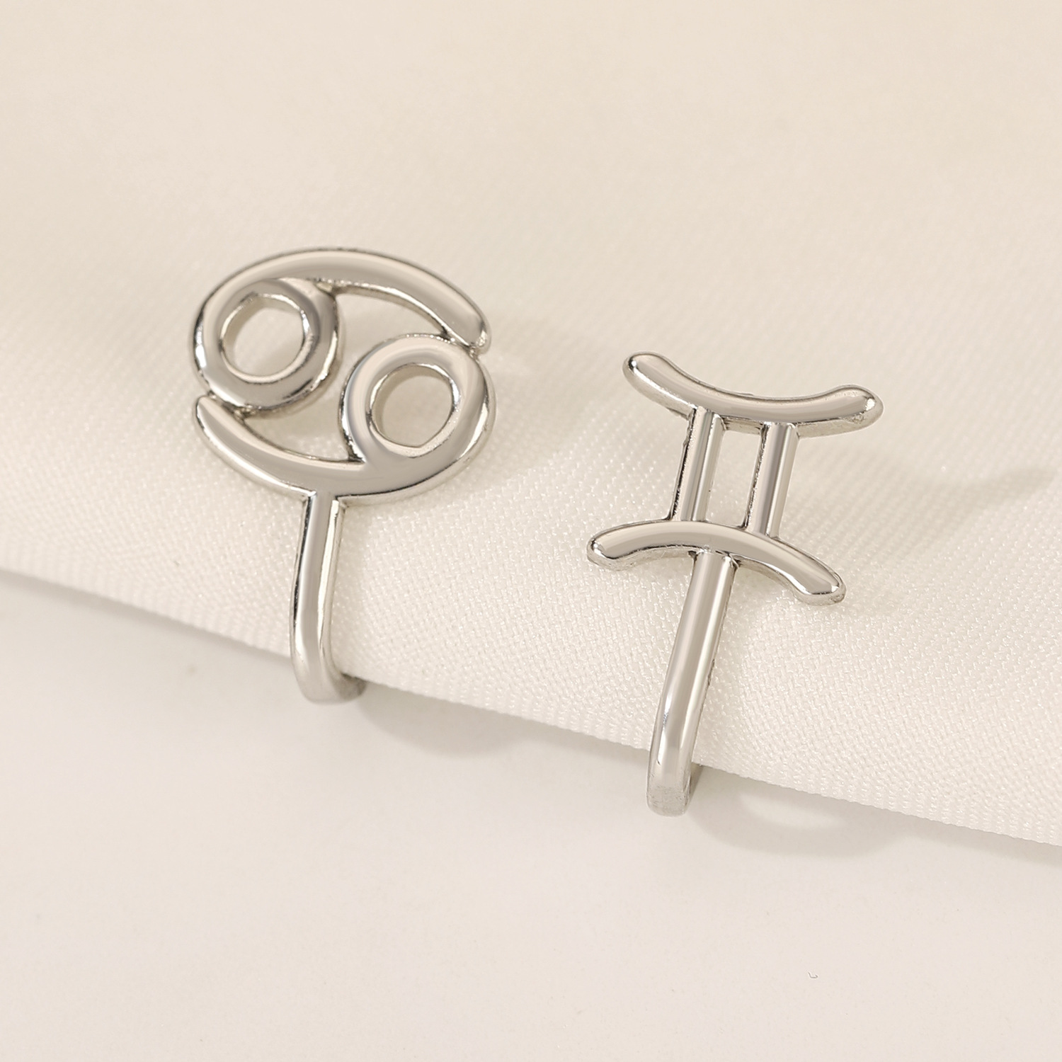 12 constellations piercing-free nose clip