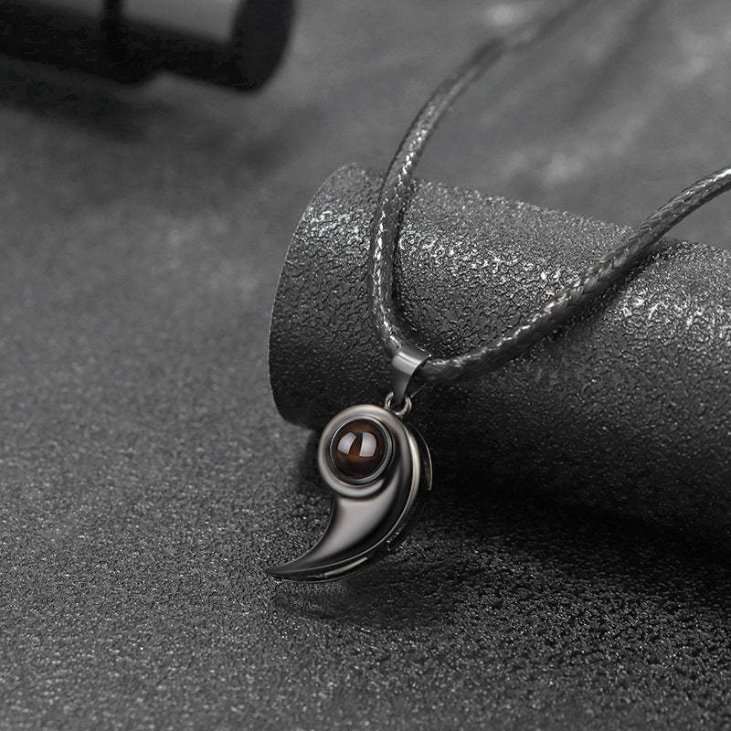 Heart-shaped love magnetic projection pendant necklace-Thyye