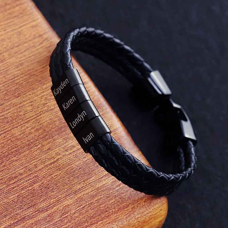 Engraved leather bracelet-Thyye
