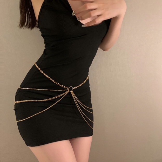 Cascade Bow Tiered Chain