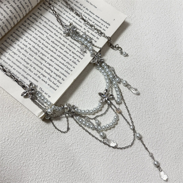 Pearl Blossom Tiered Lariat 