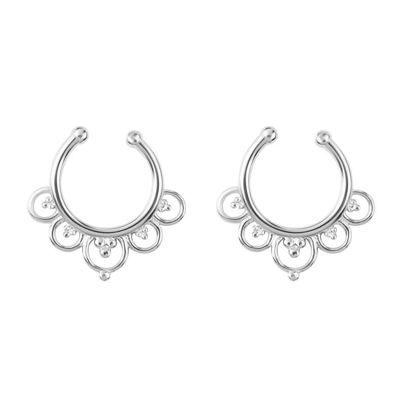 Oval hollow flower shaped false nipple ring-Thyye