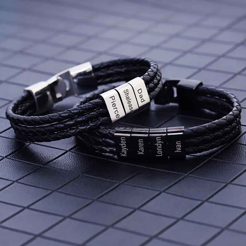 Engraved leather bracelet-Thyye