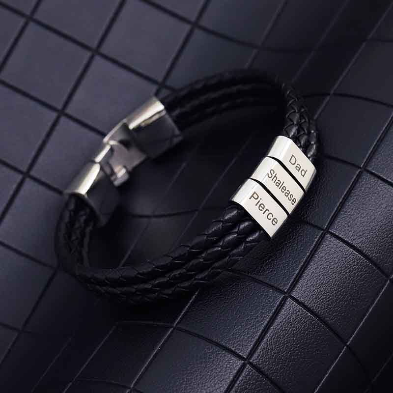 Engraved leather bracelet-Thyye