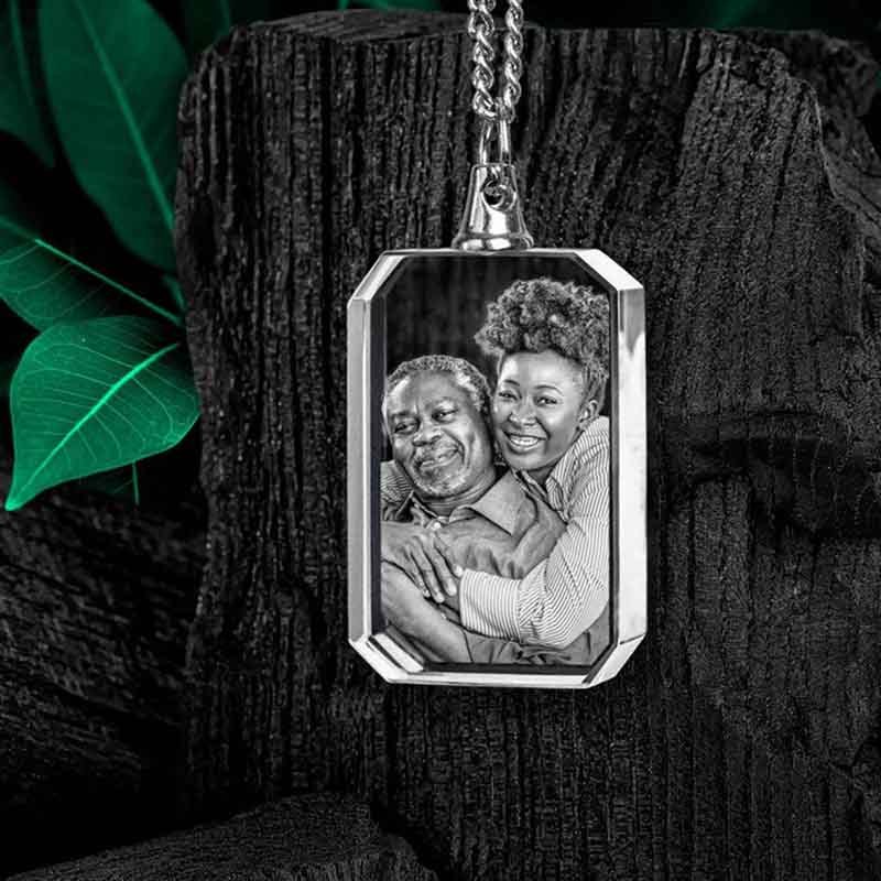 Laser engraving 2D crystal pendant-Thyye