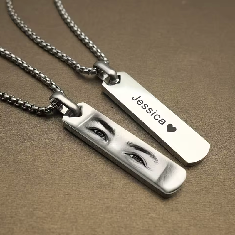 CUSTOM EYES PHOTO NECKLACE-Thyye