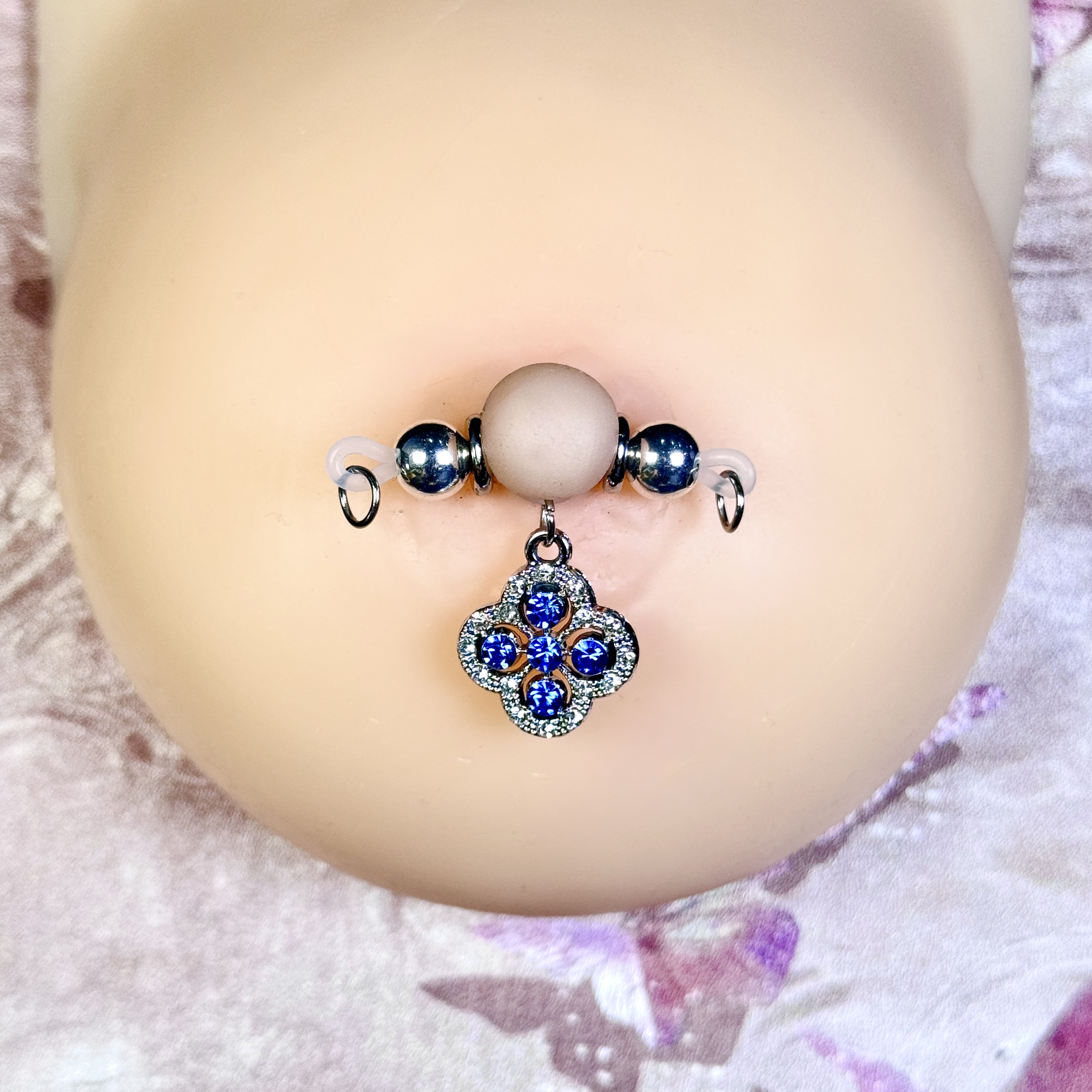 Sapphire Clover Nipple Clamps