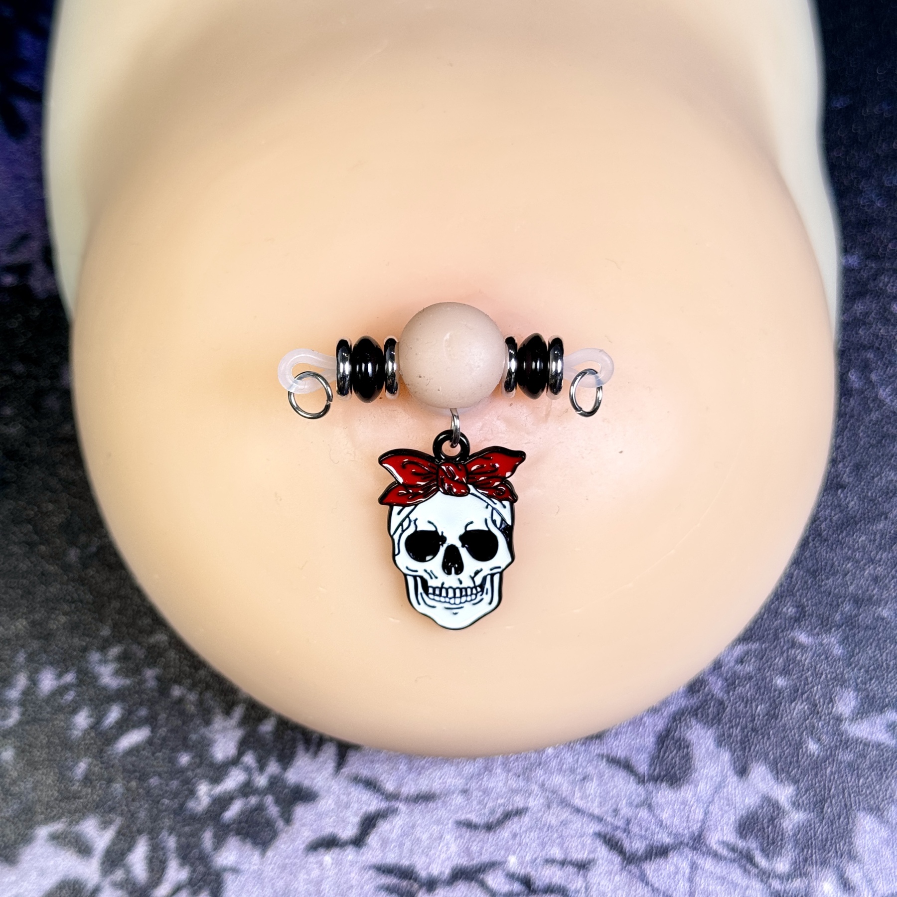 Skull Bow No-Piercing Nipple Clamps