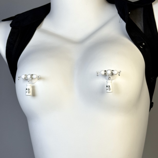 Lacta Charm Body Jewelry
