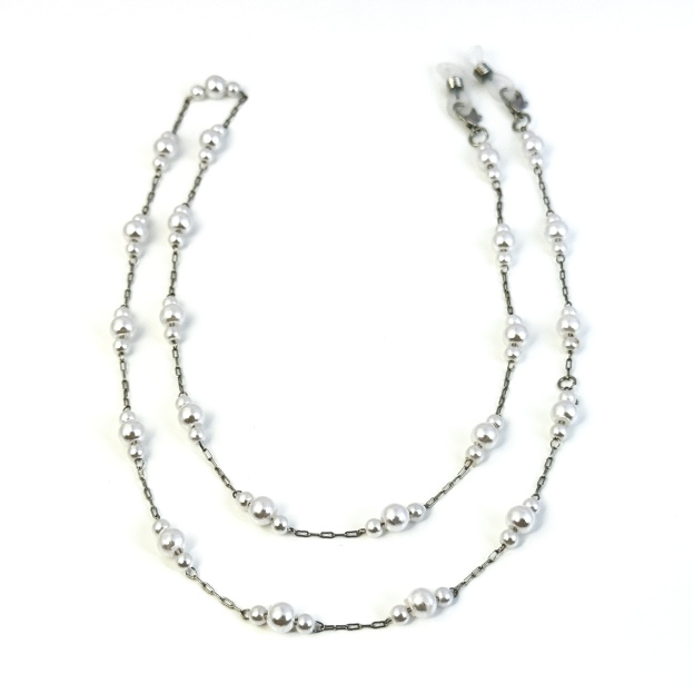 Great-Grandma's Pearl Chain