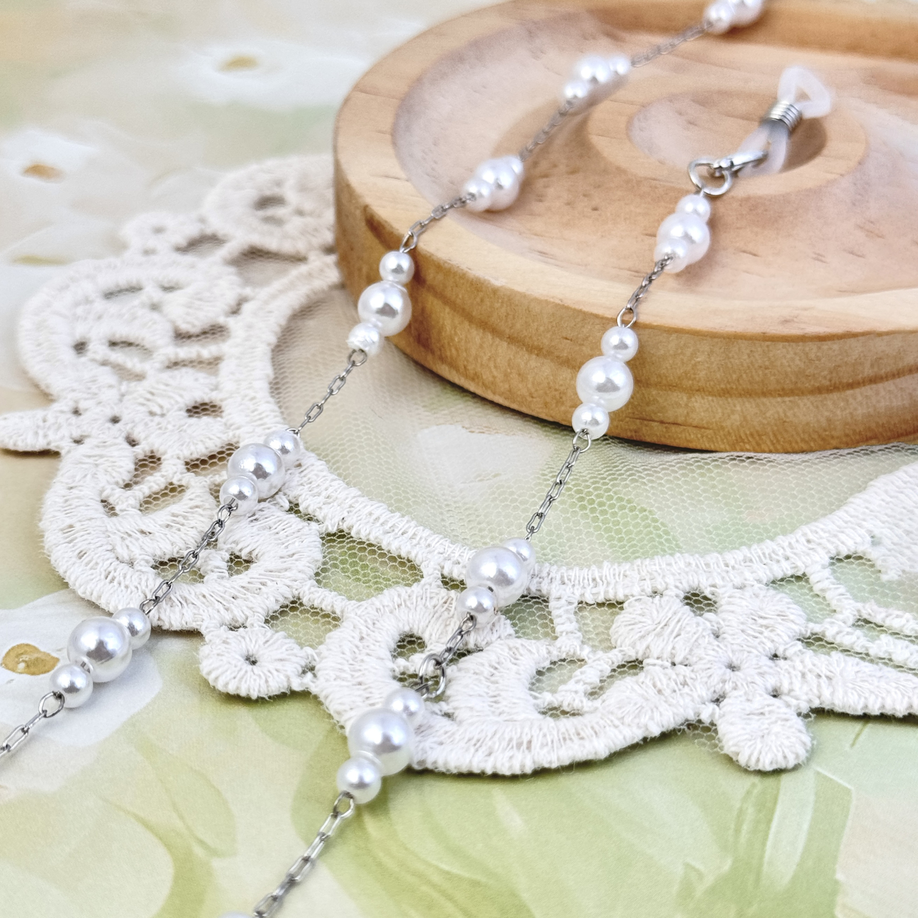 Great-Grandma's Pearl Chain