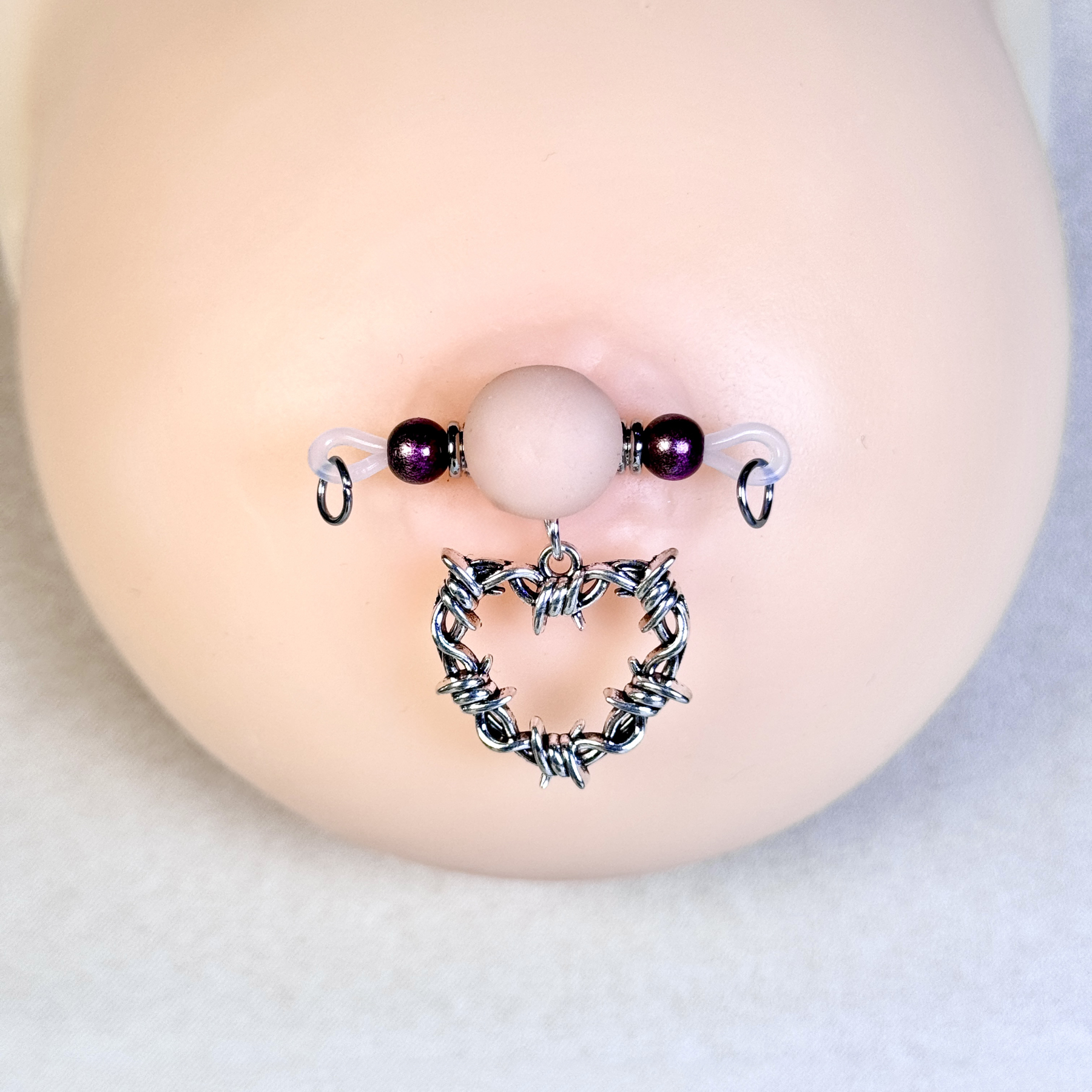 Luna Thorn Heart Clips™