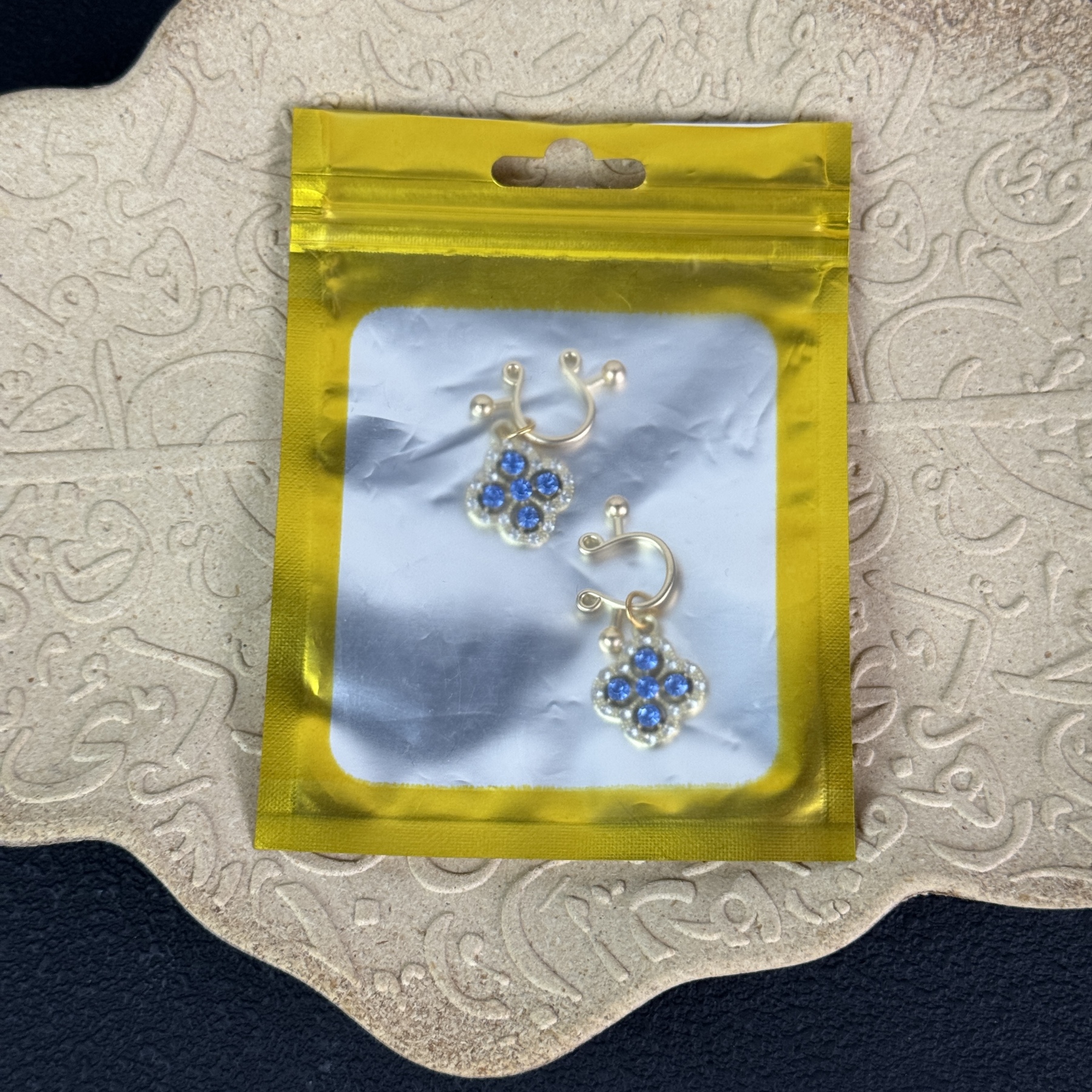 Sapphire Clover Nipple Clamps