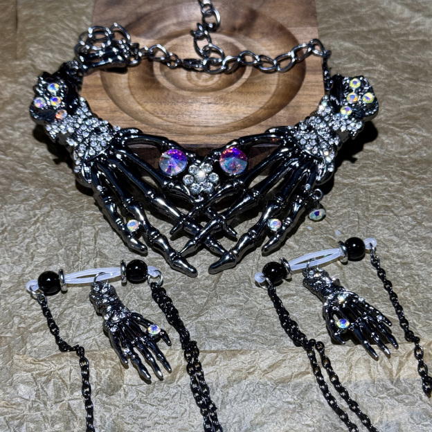 Gothic Claw Body Chain